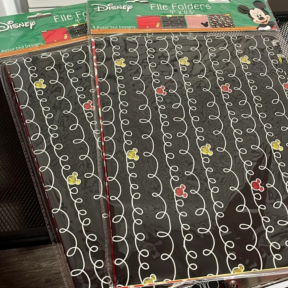 Disney Mickey Mouse file folders-NWT